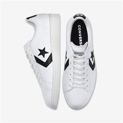 scarpe prada bianche e nere|Sneakers In Pelle Bianco/nero .